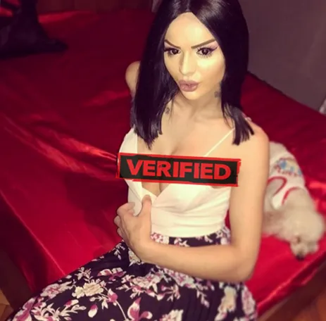 Beverly tits Sexual massage Vega Alta